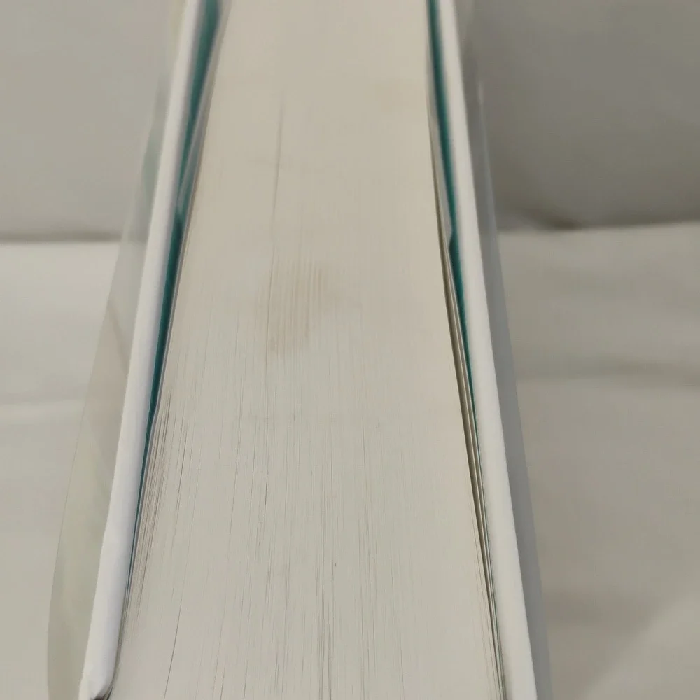 Martha Stewart's Homekeeping Handbook Hard Cover 1st Edition Dust Jacket